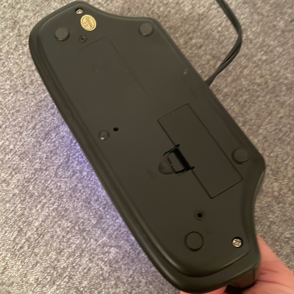 SHARP LED Electric Alarm Clock with Jumbo Blue Numbers SIMPLE TO USE SPC1221XF - Picture 6 of 11